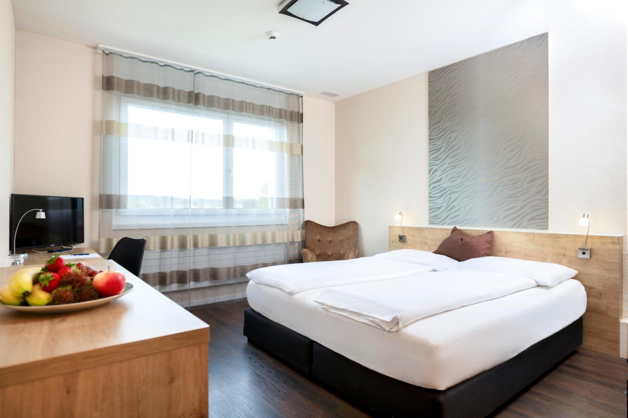 Villmergen Swiss Quality Hotel Экстерьер фото