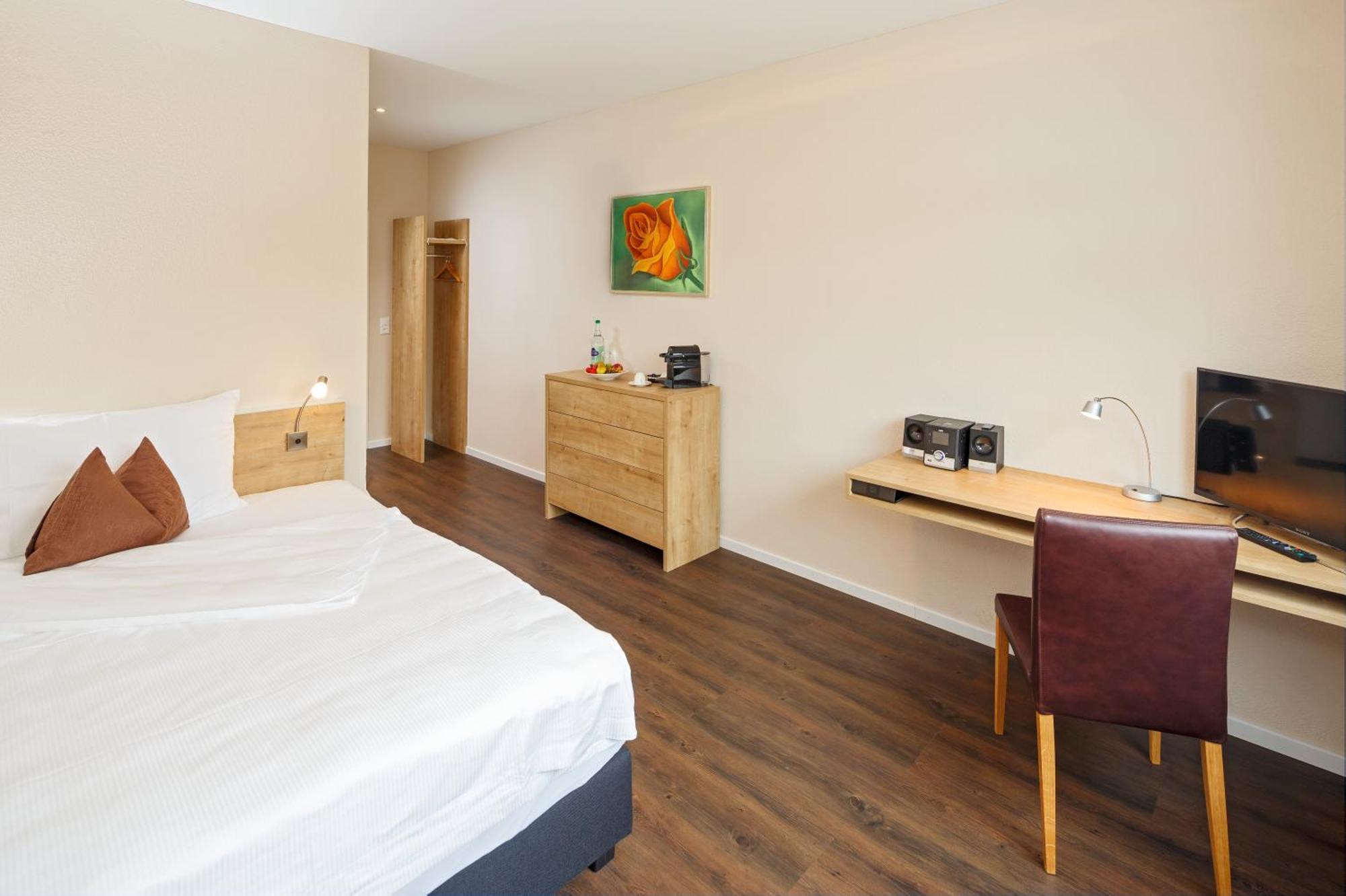 Villmergen Swiss Quality Hotel Экстерьер фото